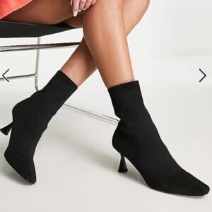 ASOS DESIGN Knitted Heeled Sock Boots in Black